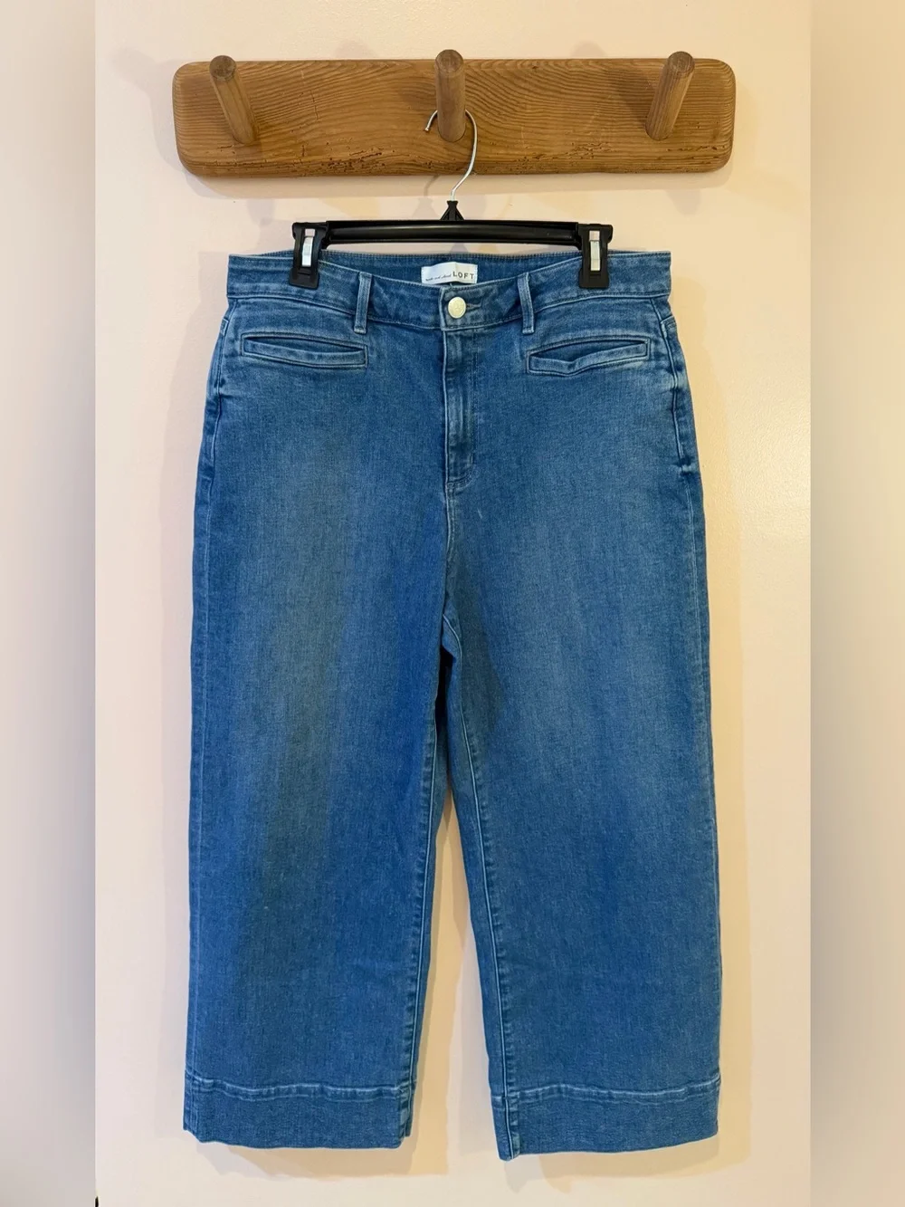 LOFT Blue Wide-Leg Cropped Jeans